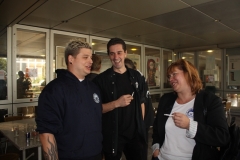 2011-10-08-28